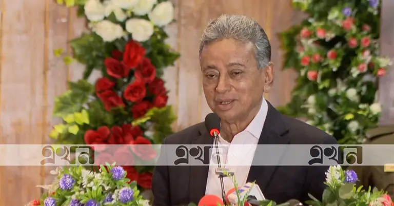 অর্থ ও পরিকল্পনামন্ত্রী আমীর খসরু মাহমুদ চৌধুরী